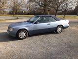 Mercedes-Benz  E 220 Cabrio Sportline Perlblau me - Mercedes-Benz E-Class aus 1994
