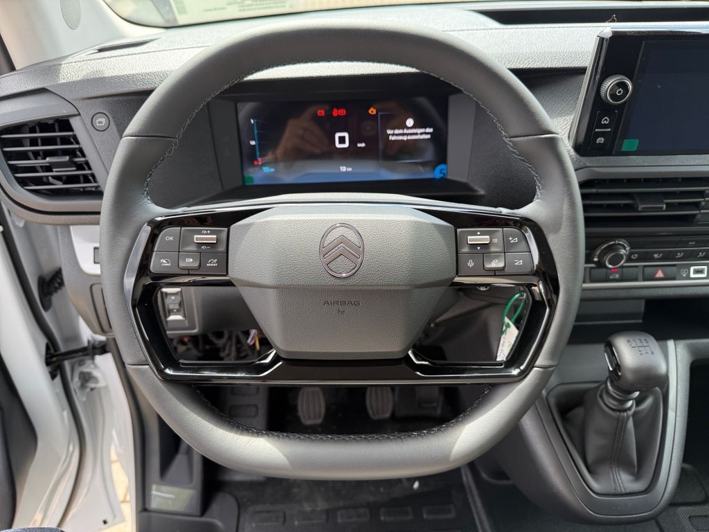 Fahrzeugabbildung Citroën Jumpy 1.5 Diesel 120 XL S&S *AHK*Surround View