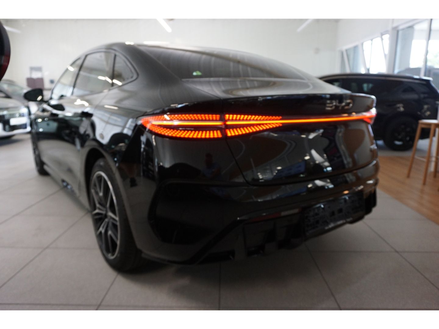 BYD SEAL