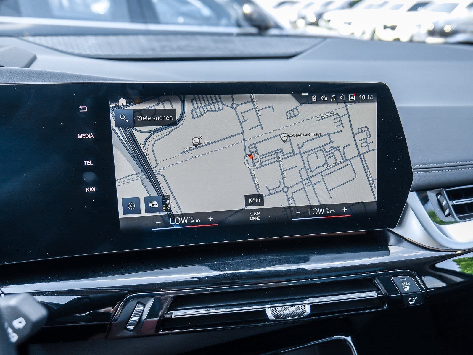 BMW 220i Active Tourer Luxury Line HUD PANO ACC RFK foto 13