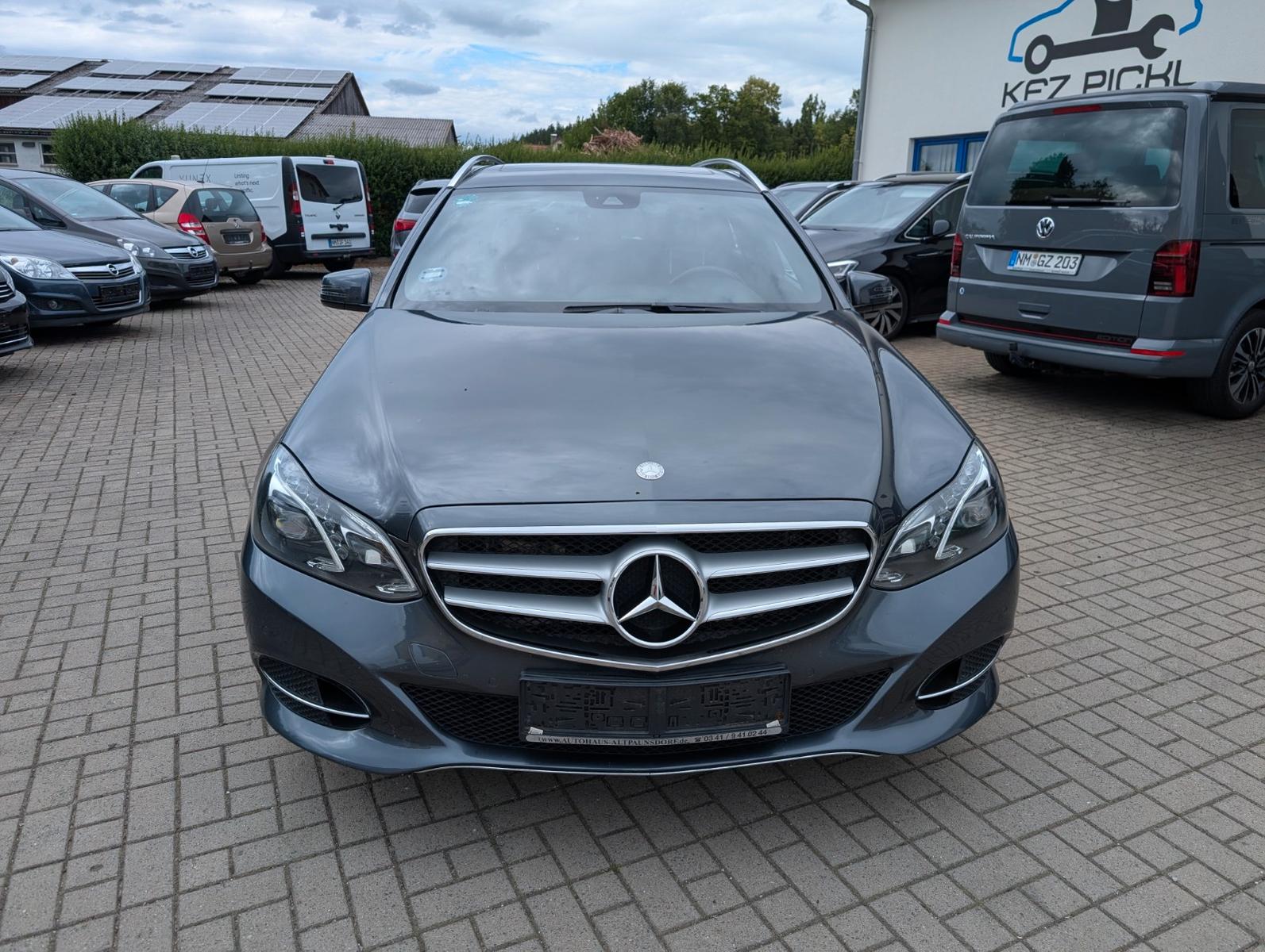 Mercedes-Benz E 350 E T-Modell BlueTec 4Matic Avantgarde Autom
