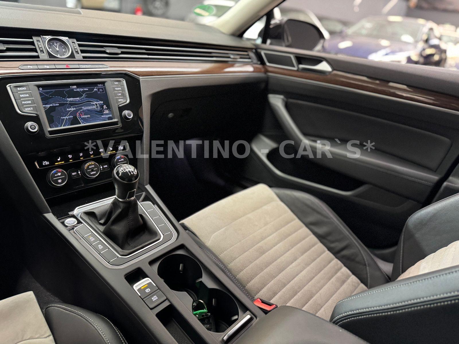 Volkswagen Passat Variant Highline Navi/Shz/ACC/Ahk/Kamera