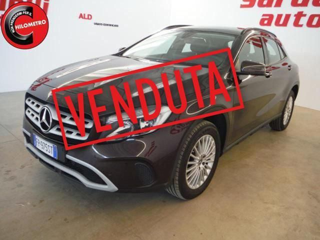 Mercedes-Benz MERCEDES-BENZ GLA 200 d Automatic 4Matic Busines