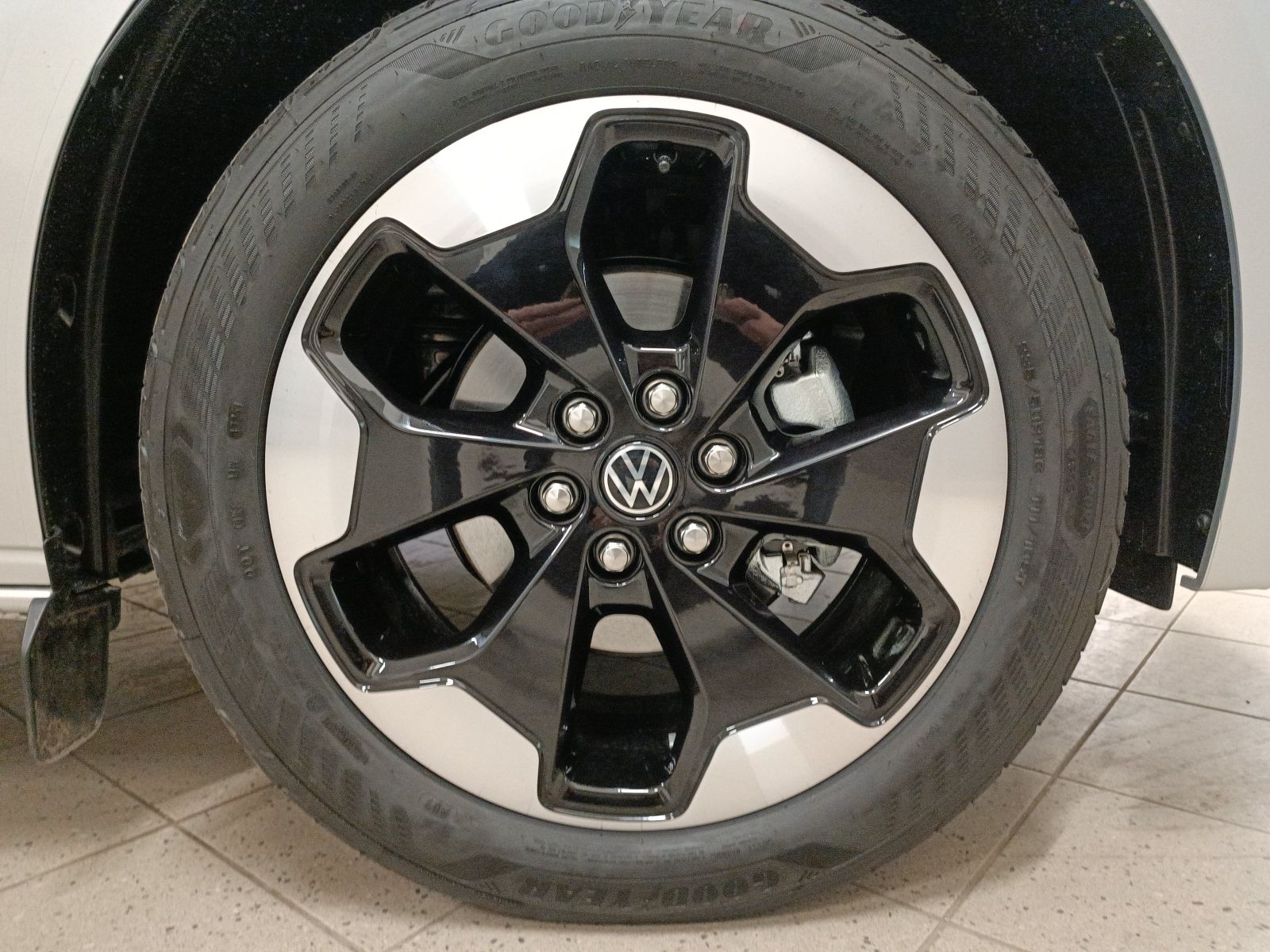Volkswagen T7 Caravelle - Bild 7