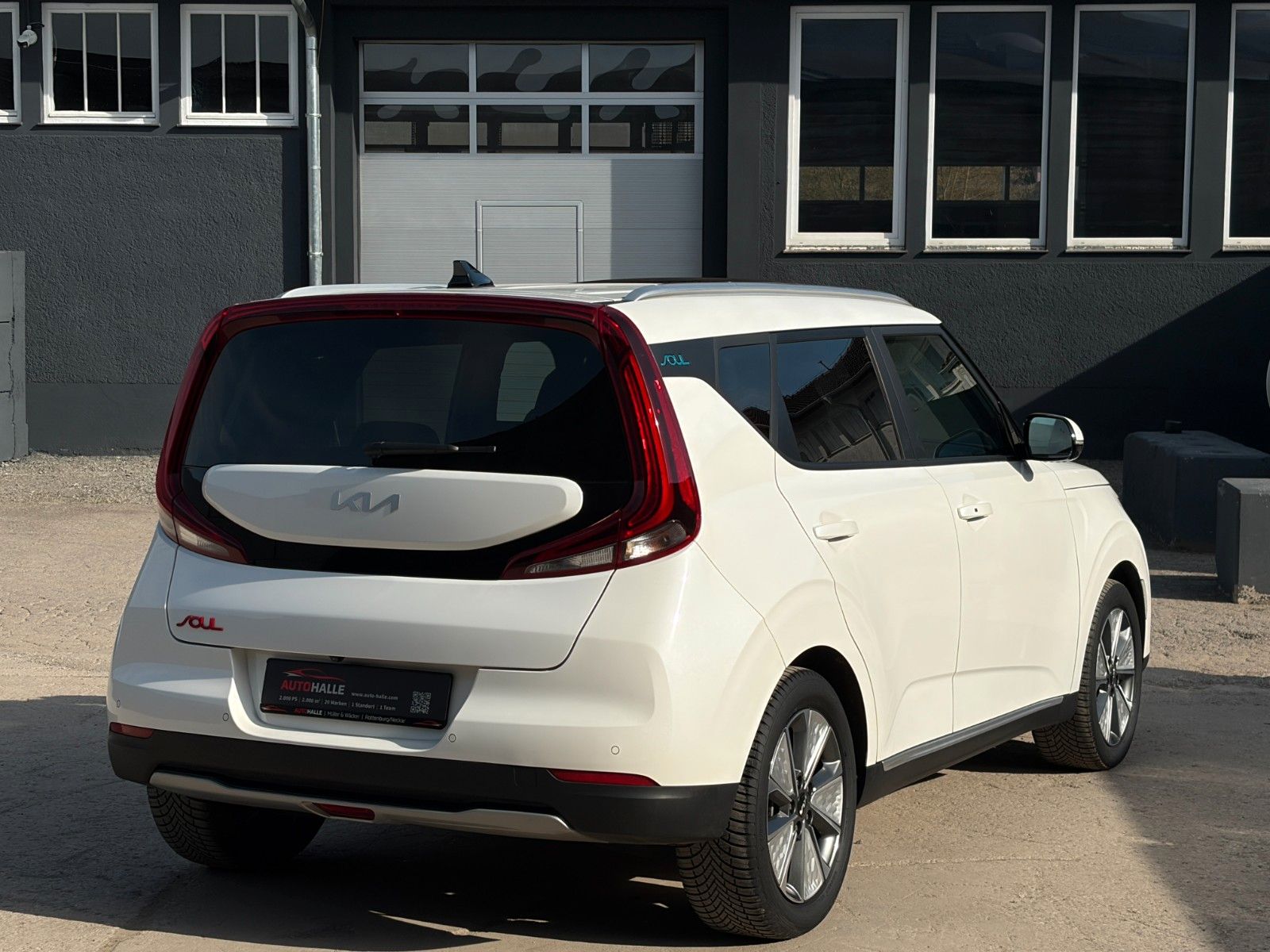 Fahrzeugabbildung Kia e-Soul Spirit 64kW ACC H&K NAV CAM Wärmepumpe