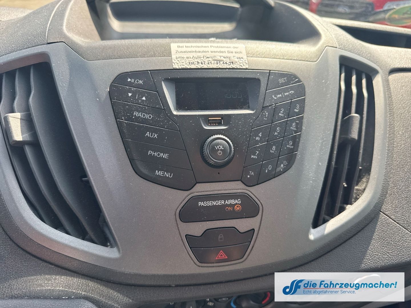 Fahrzeugabbildung Ford Transit Kombi 350 L3 *2378