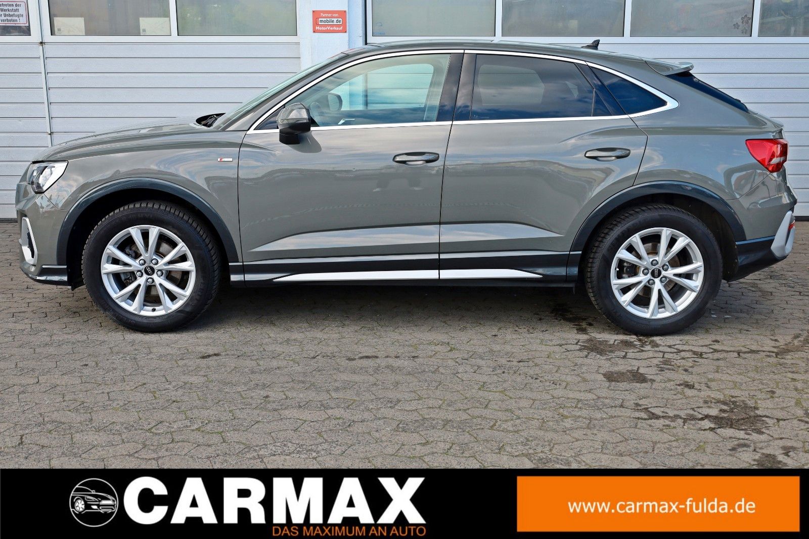 Fahrzeugabbildung Audi Q3 Sportback 35 TFSI S line,T.Leder,Navi,LED,SH
