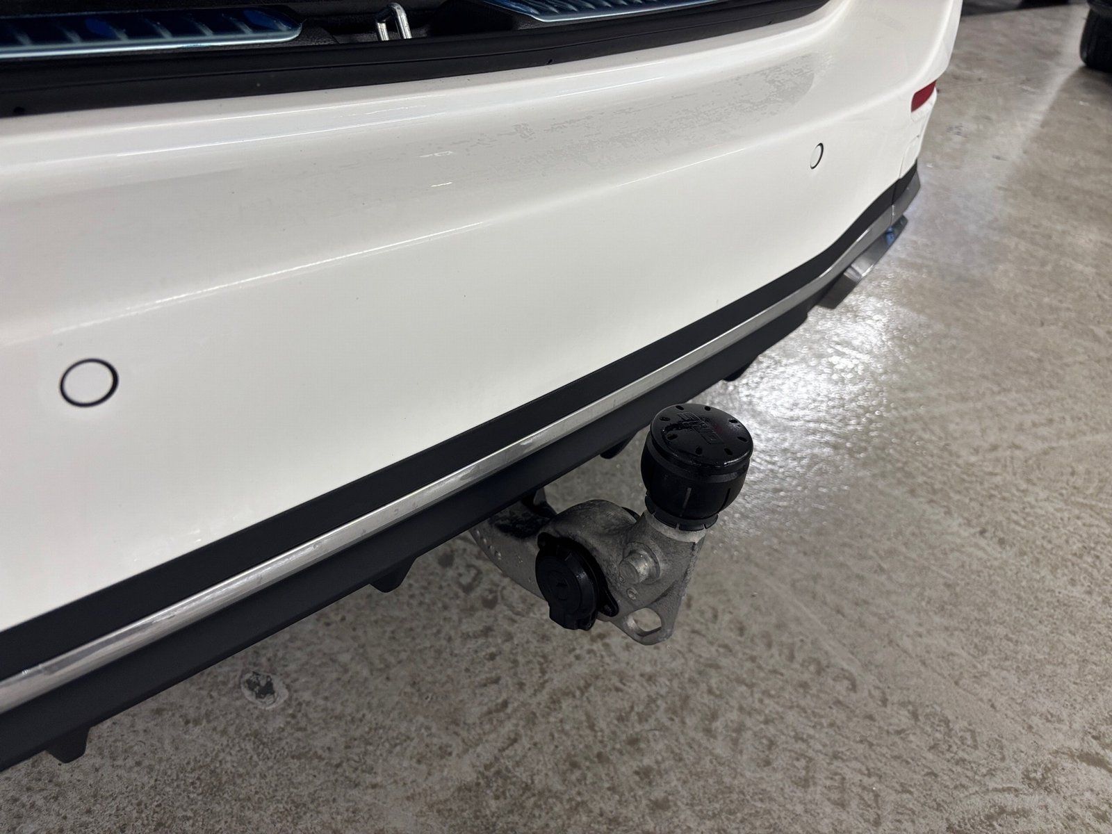 Fahrzeugabbildung Mercedes-Benz C 200 T AMG*AHK*Distronic*360°*Totwinkel*Memory*