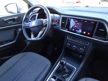 Fotografie des Seat ATECA 1.5 TSI ACT Style*LED*AHK*SHZ*ALU*NAVI