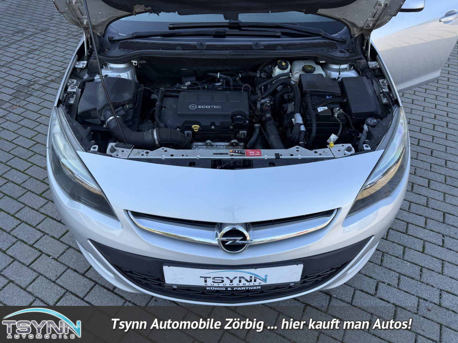 Opel Astra 2013 — photo 16