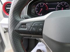 SEAT Ibiza 1.0 TSI FR LED Nav virtual Sitzhzg 17'' GR SEAT Ibiza 1.0 TSI FR LED Nav virtual Sitzhzg 17'' GR