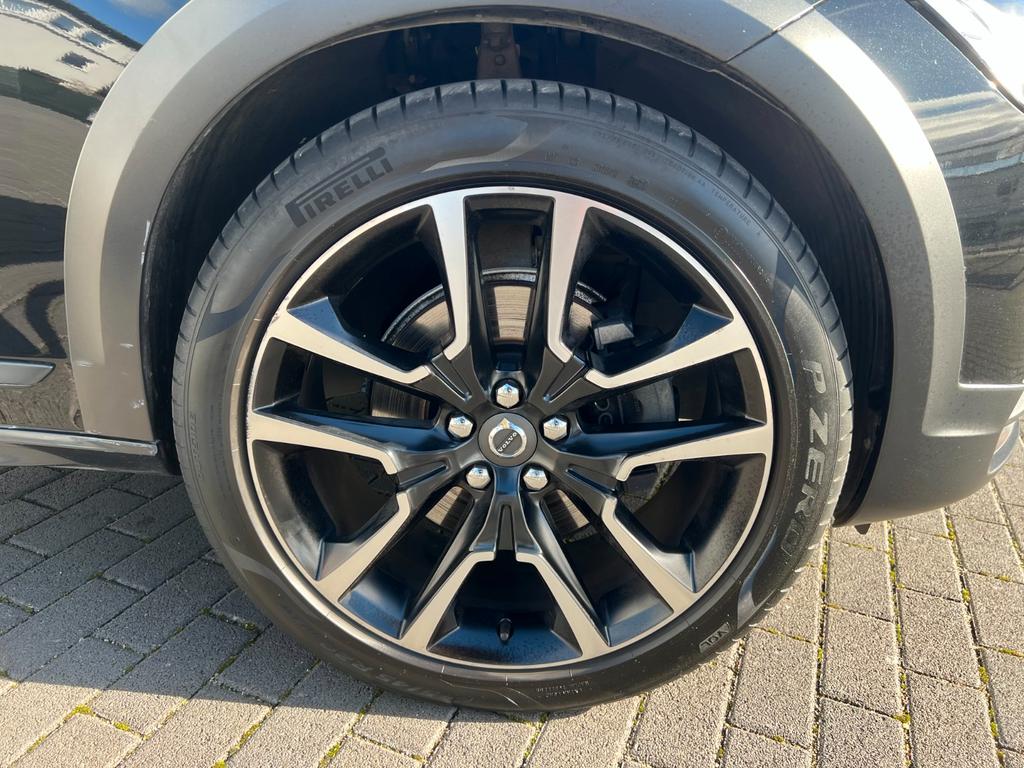 Volvo V90 Cross Country
