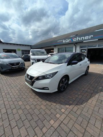 Nissan Leaf 39 kWh Tekna/ Bose / LED