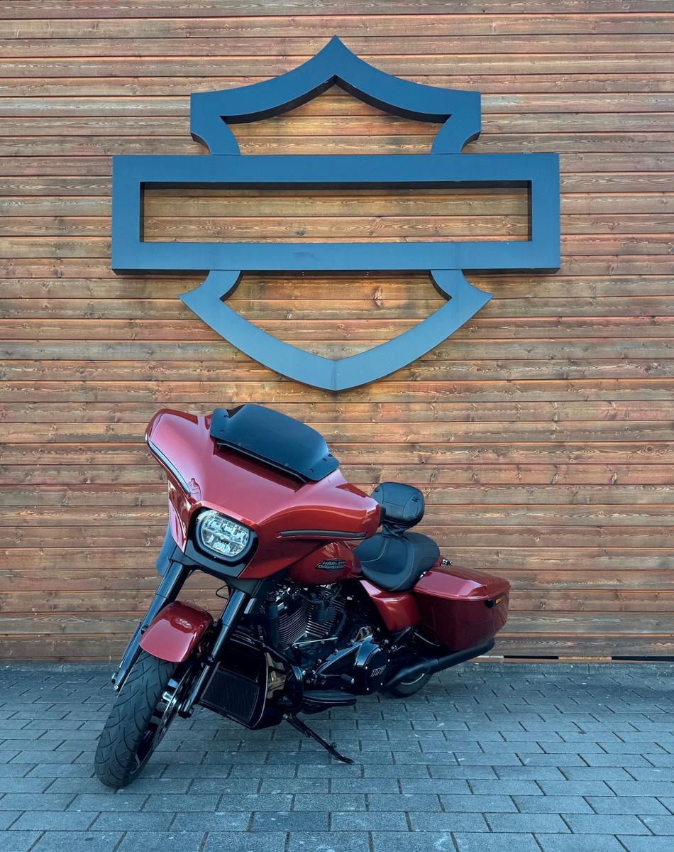 Harley-Davidson Street Glide 117 FLHX