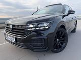 Volkswagen Touareg 3.0 TDI*R LINE*BlackS*PAN*MATRI*LUFT*VOL - gebrauchte VW Touareg aus dem Jahr 2023
