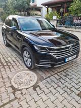 Volkswagen Touareg 3.0 V6 TDI 210kW 4MOTION Tiptronic - - Volkswagen Touareg: 2.0