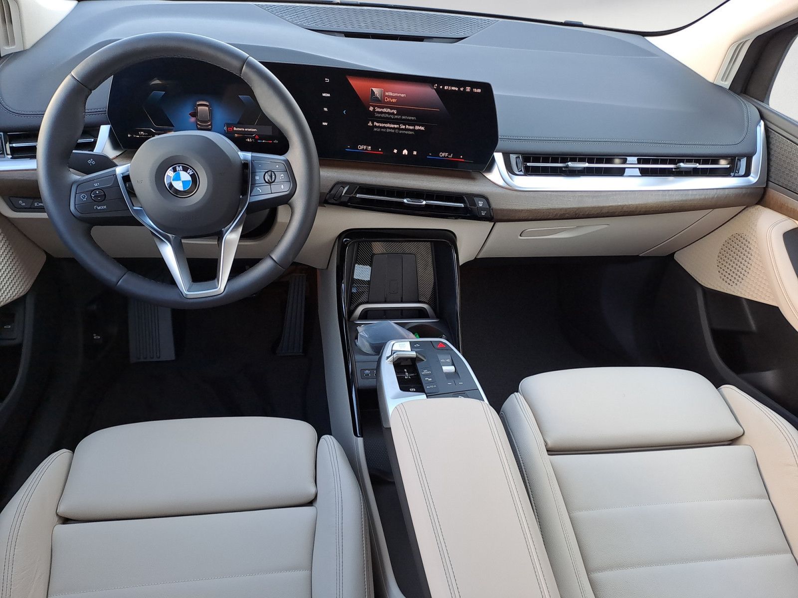 BMW 218 Active Tourer - Bild 9