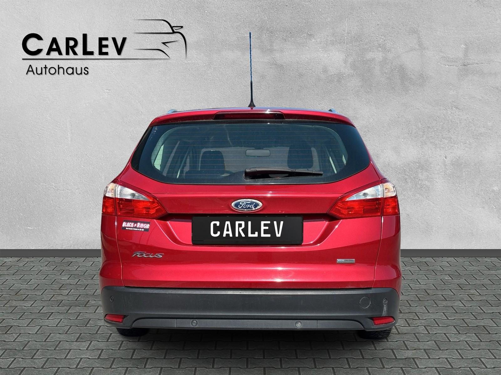 Ford Focus 2012 — photo 6