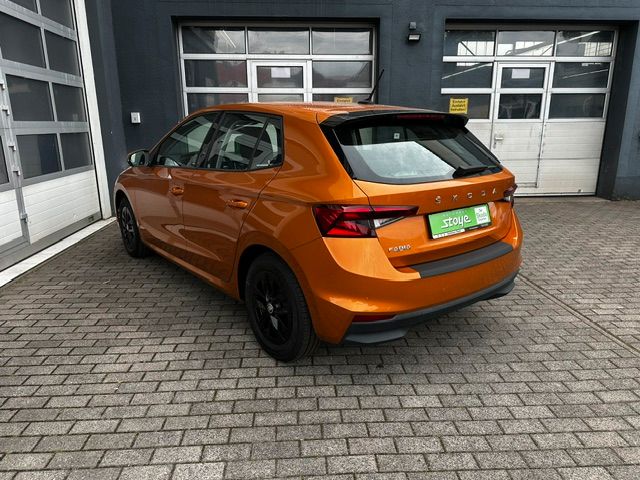 Fabia Ambition PDC;LED;CARPLAY;FSE