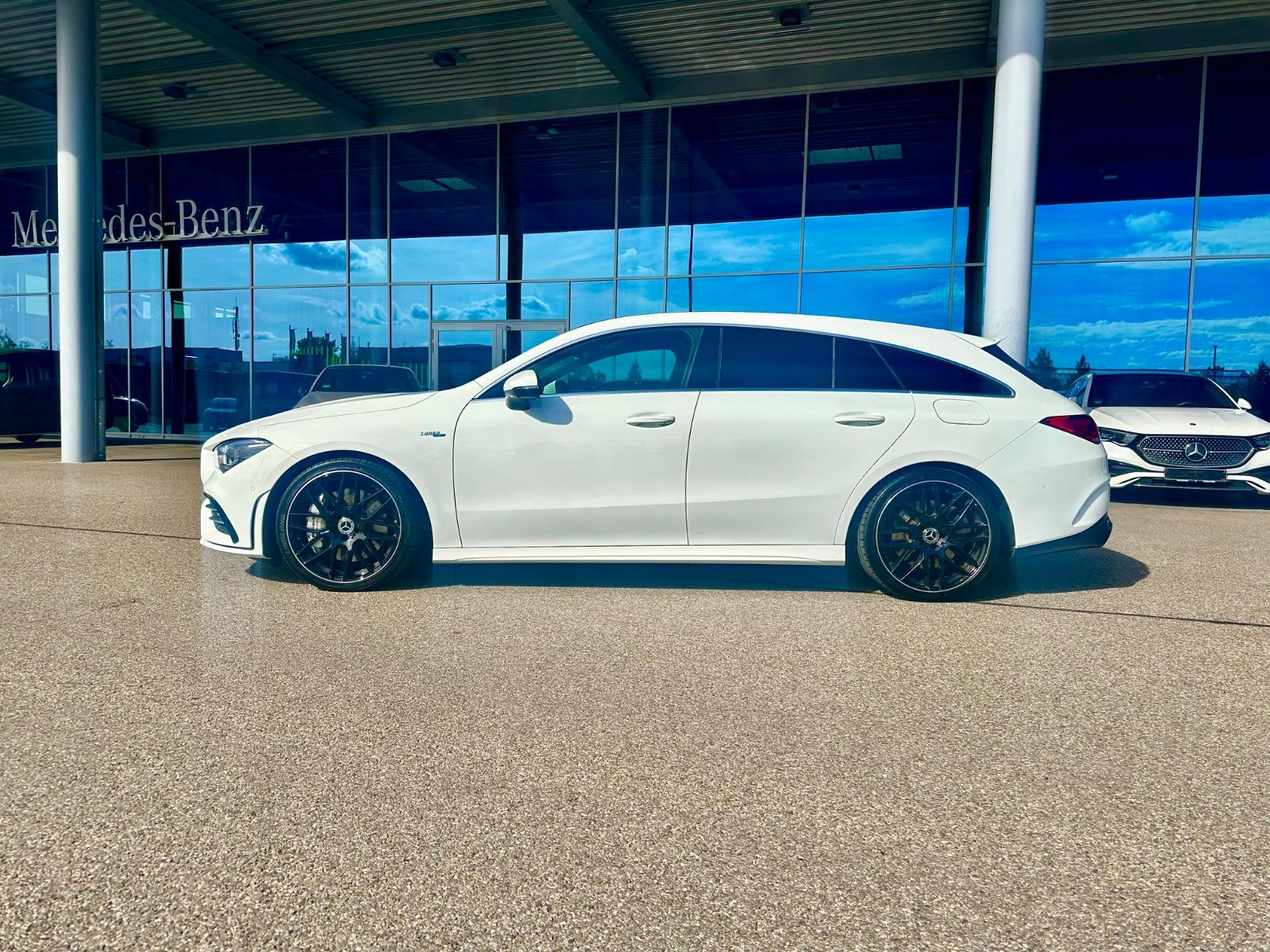 Mercedes-Benz CLA 35 AMG Shooting Brake CLA 35 4MATIC DCT ...