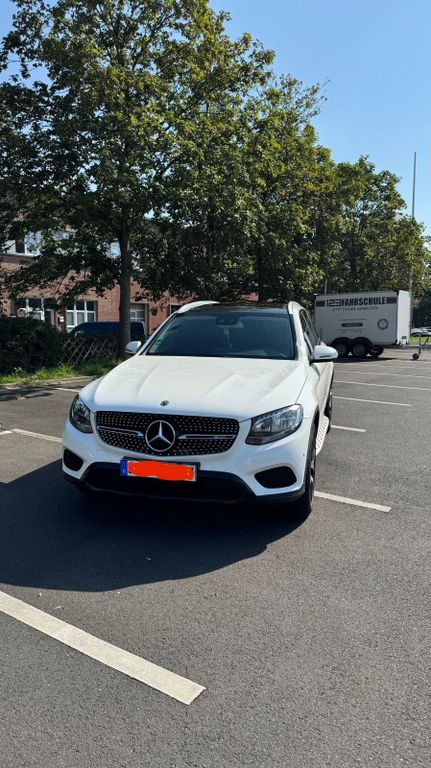 Image of Mercedes-Benz GLC 250