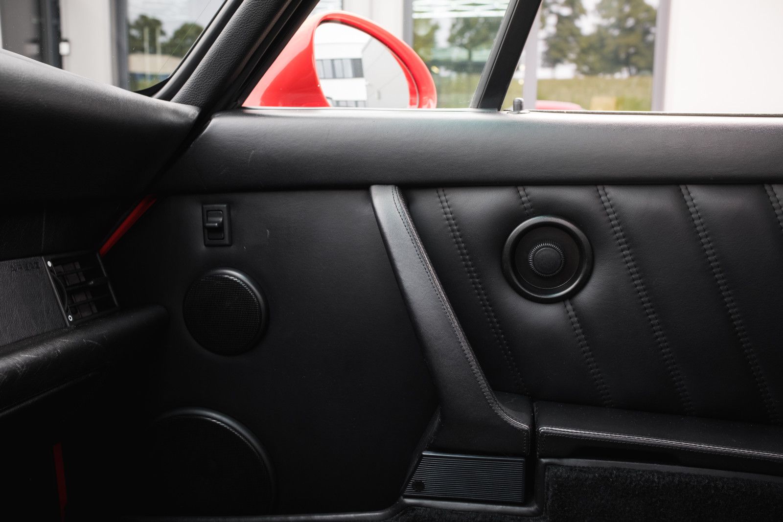 Fahrzeugabbildung Porsche 964 WTL Coupe-Lotec Biturbo-APCarDesign checked!