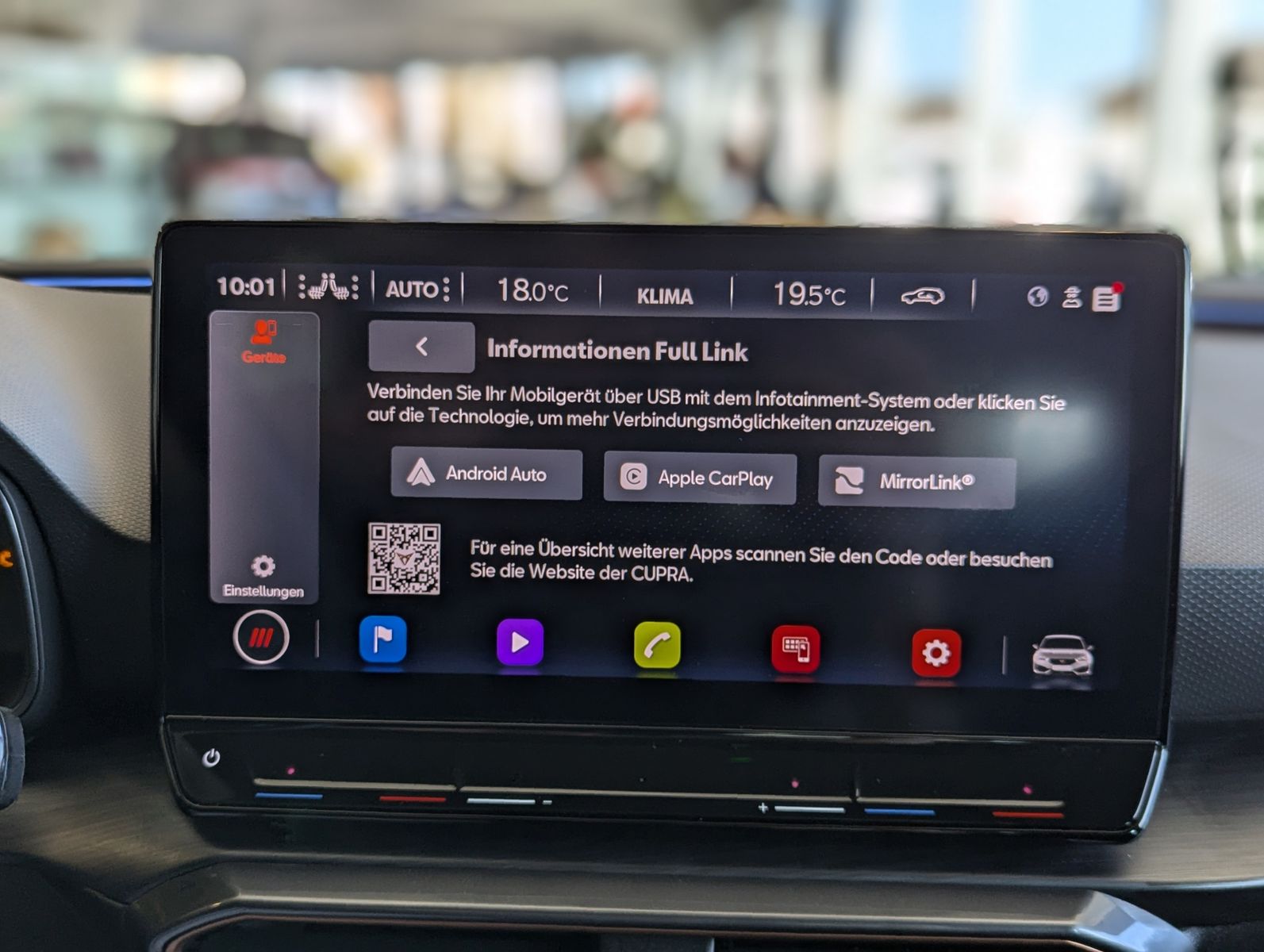 Fahrzeugabbildung CUPRA Leon 1.5 TSI DSG ACC Full-Link Matrix Navi Cam