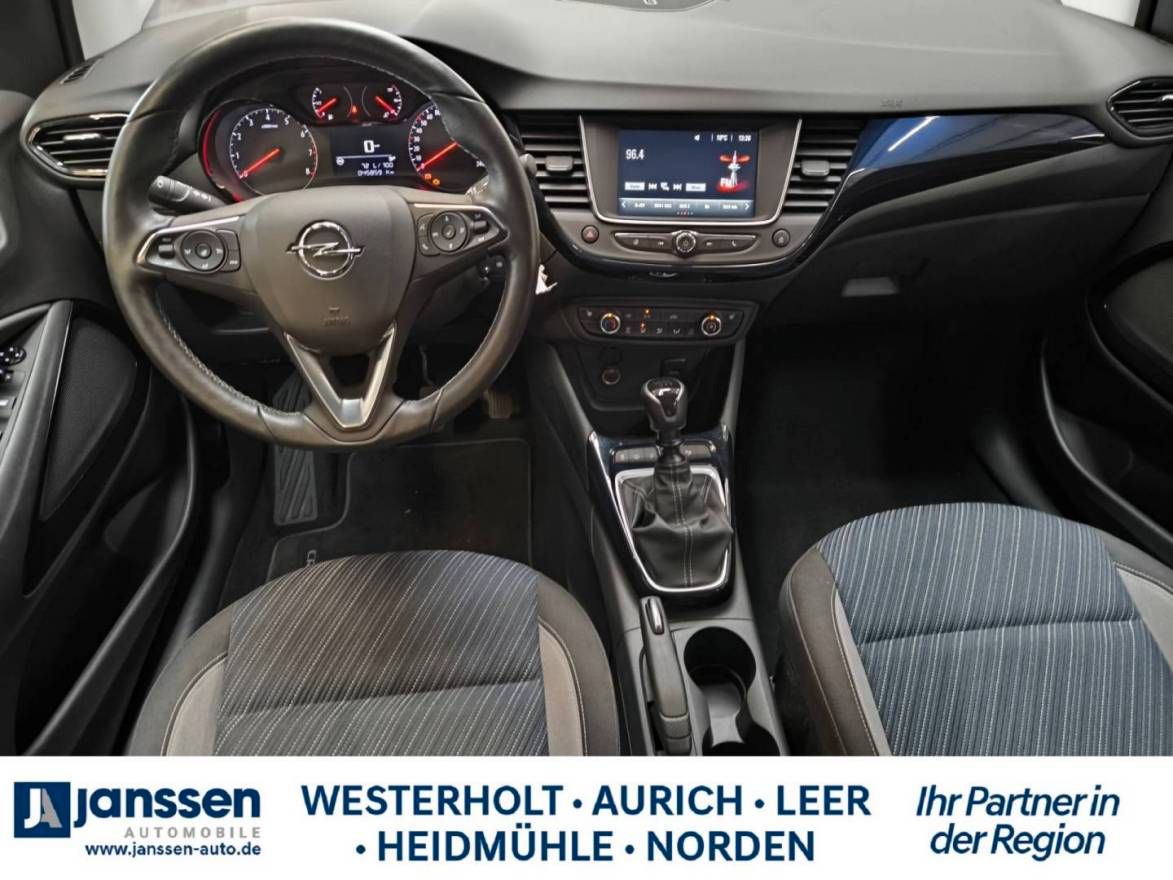 Fahrzeugabbildung Opel Crossland X 1.2 Start/Stop Design Line