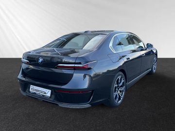 BMW 750 - 3