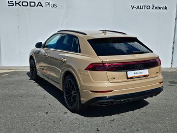 Audi Q8 - 8