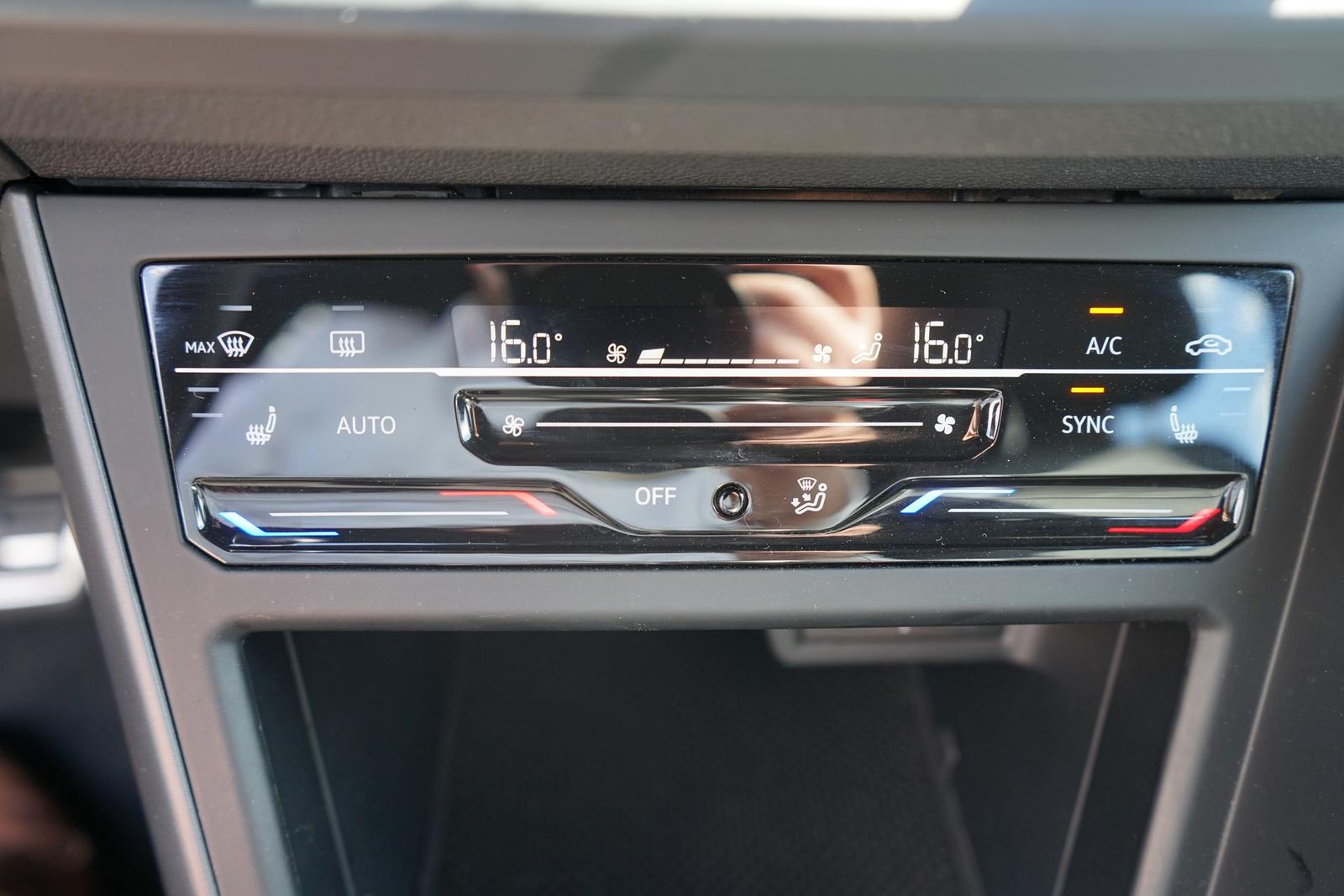 Volkswagen Taigo 1.0 TSI DSG R-Line LED ACC Navi Kamera, миниатюра 24