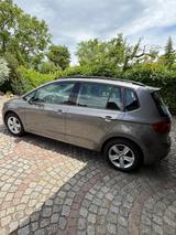 Volkswagen Golf Sportsvan 1.6 TDI Trendline BlueMotion  - Volkswagen Golf Sportsvan Trendline mit Diesel-Antrieb