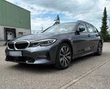 BMW 330d Touring Sport Line - top Ausst., ATM v. BMW