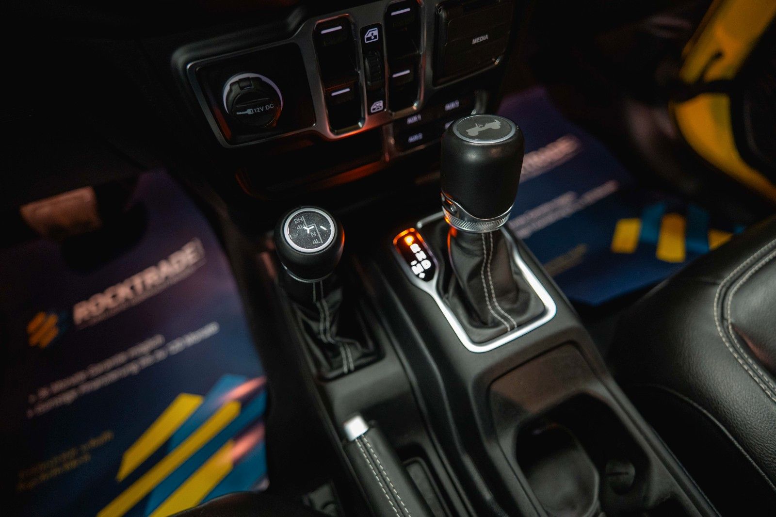 Fahrzeugabbildung Jeep Wrangler 3.6 V6 UNLIMITED SAHARA OFFROAD 4x4 LED