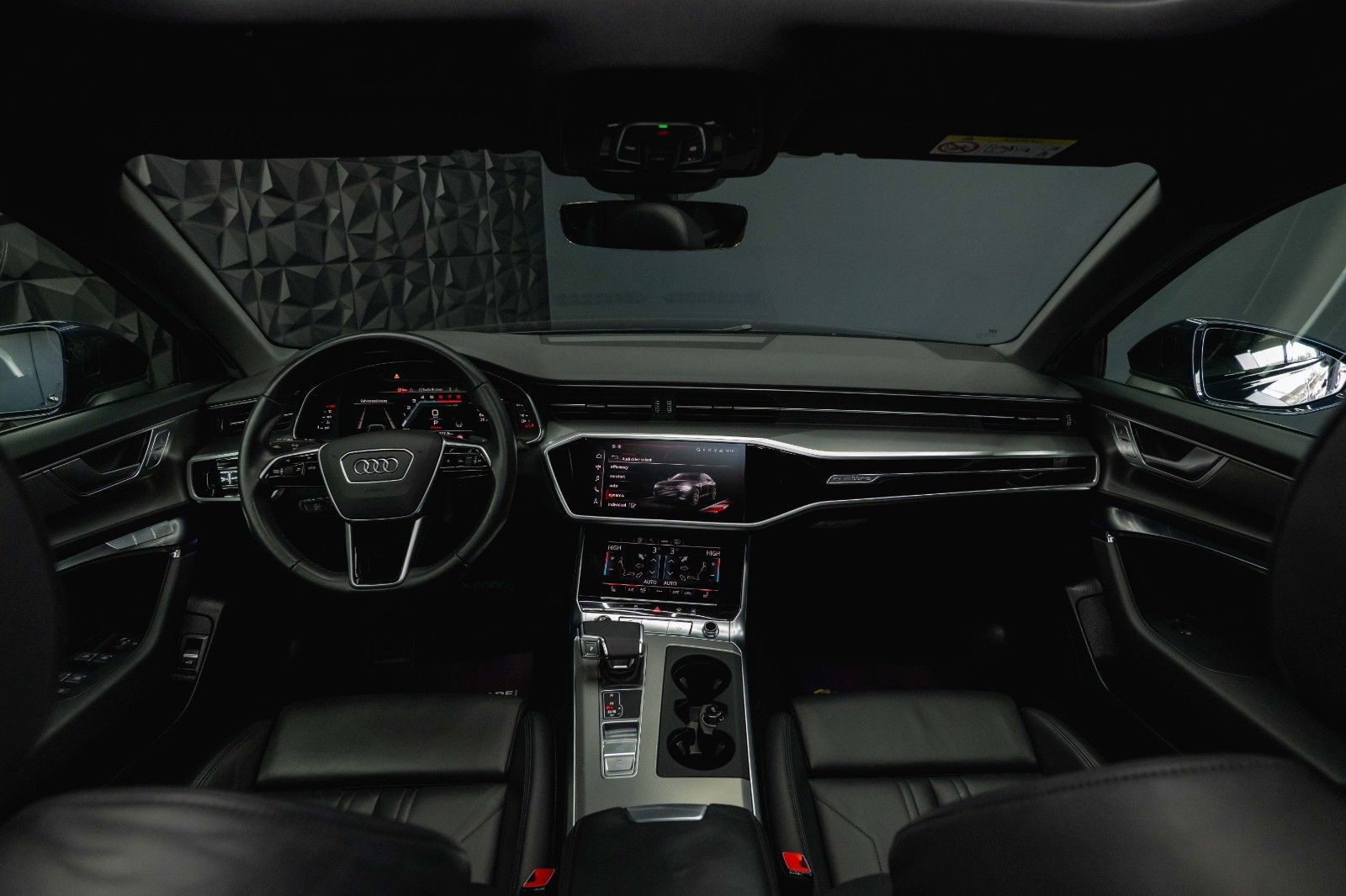 Fahrzeugabbildung Audi A6 55 TFSI quattro S-Line Sport Black Design ACC