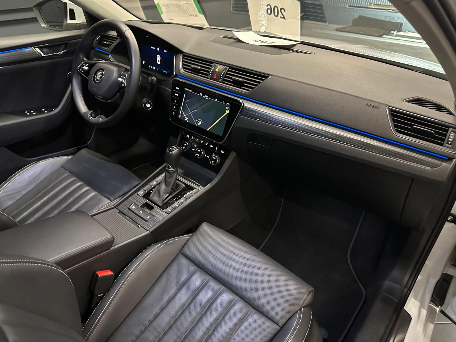Skoda Superb Lim. Style 4x4 *PANORAMA*LEDER*360*19Zoll, миниатюра 12