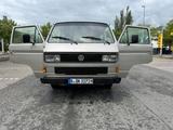 Volkswagen VW T3 Bus Multivan Caravelle - Volkswagen LT in Berlin