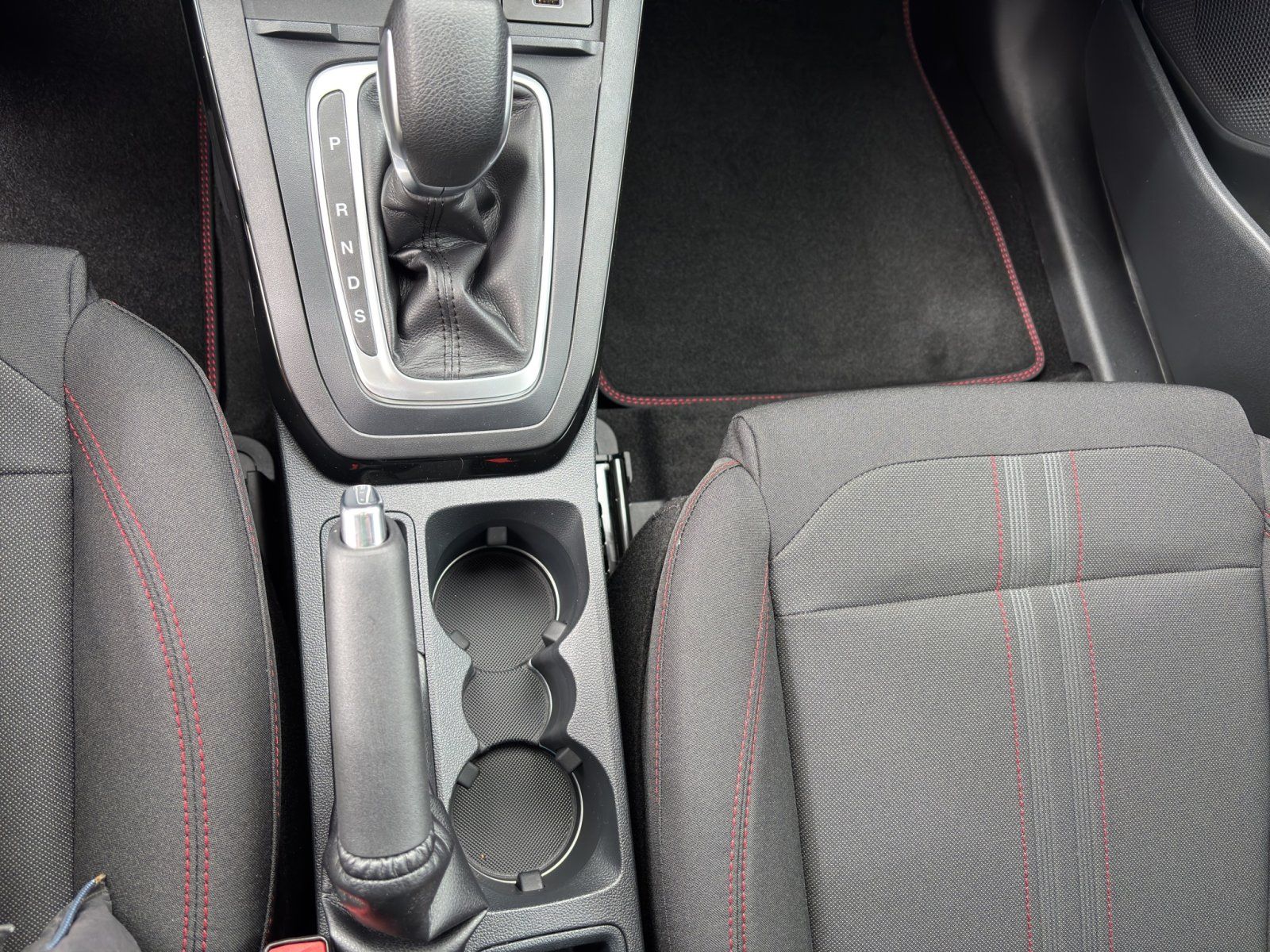 Fahrzeugabbildung Ford Puma  ST-Line