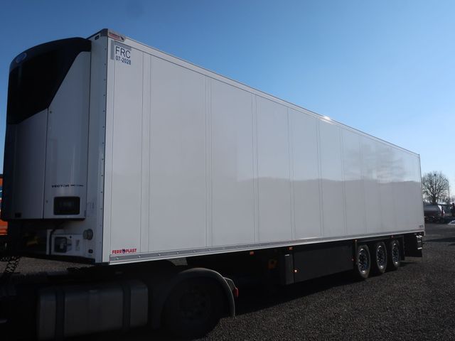 Schmitz Cargobull SKO 24 Bitemp Doppelstock Carrier Vector HE 19 M