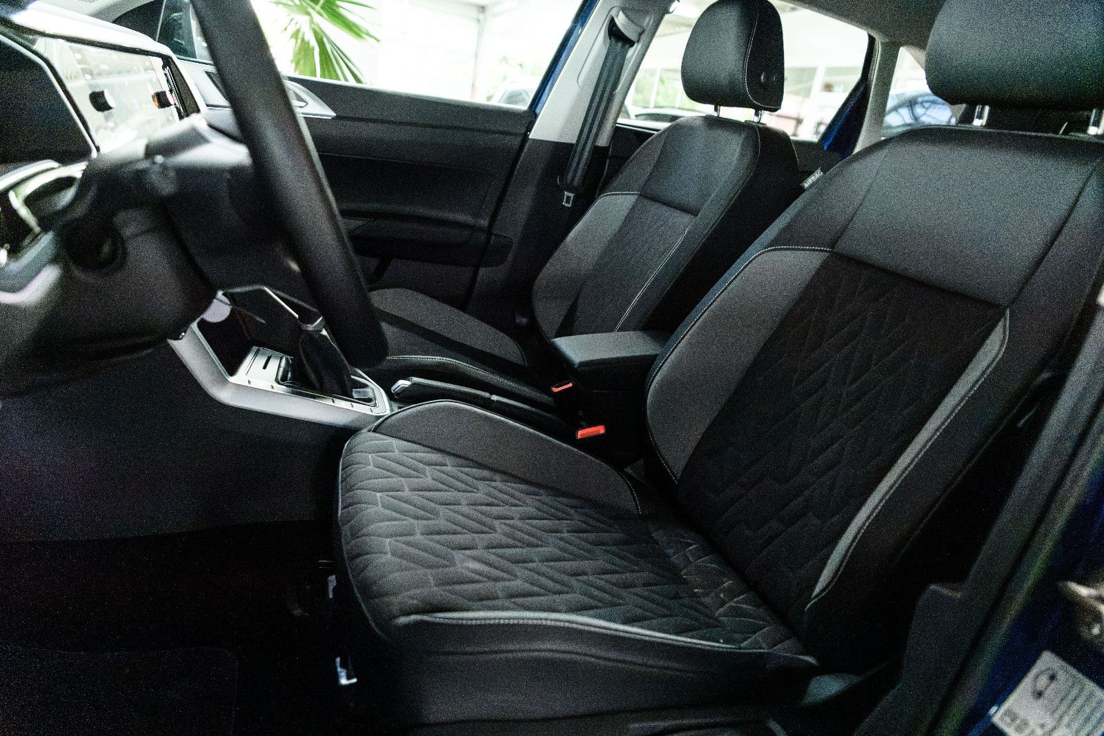 Fahrzeugabbildung Volkswagen Taigo Goal 1.0 TSI LED+NAVI+ACC+APP+SHZ+5 J.GAR.