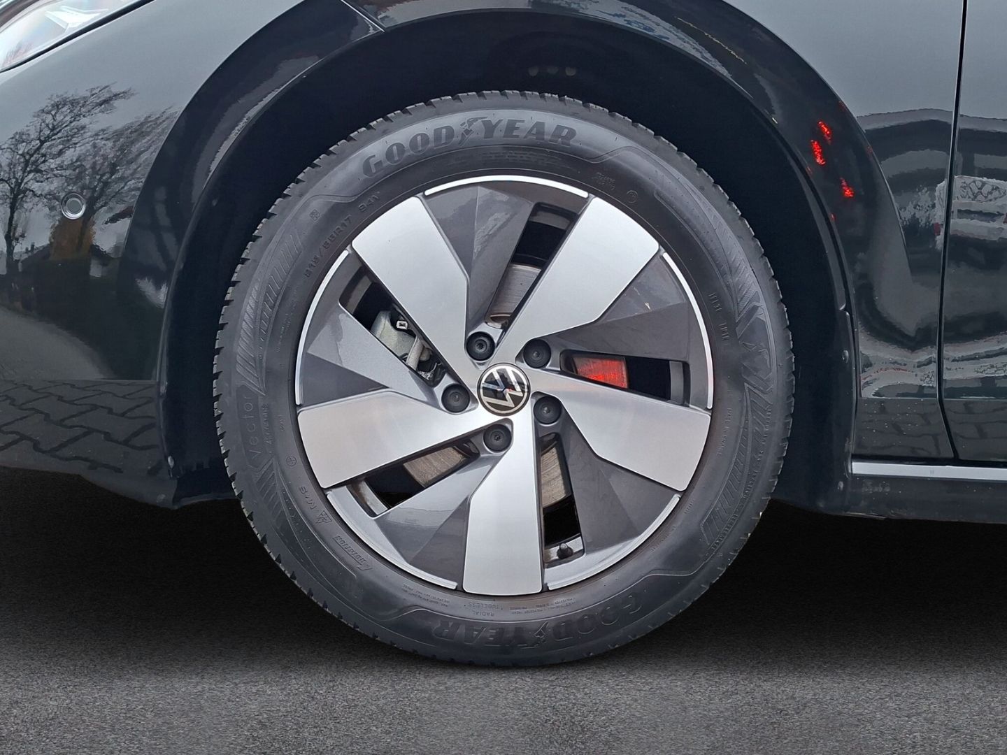 Passat Variant 1.5 eTSI DSG Business *AHK*NAVI*K