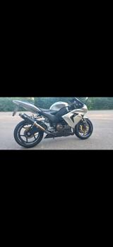 Kawasaki Zx10r  - KAWASAKI 2005 ZX10R