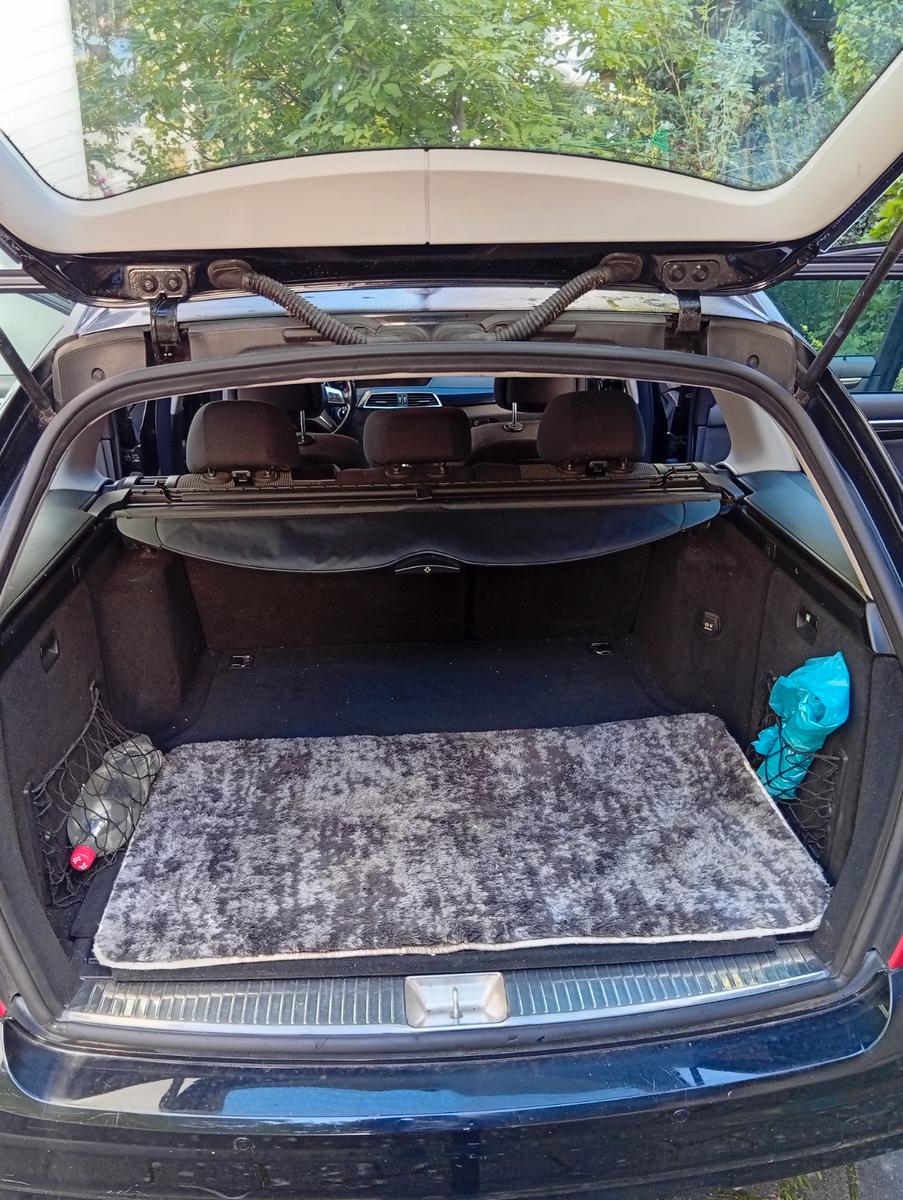 Mercedes-Benz C200 2011 — engine 2.143 cm³, 136 HP (100kW)