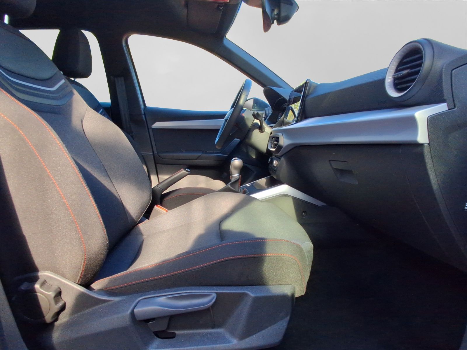 Seat Arona - Bild 12