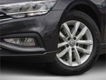 Volkswagen Passat Variant Business 1.5 TSI AHK Navi DSG