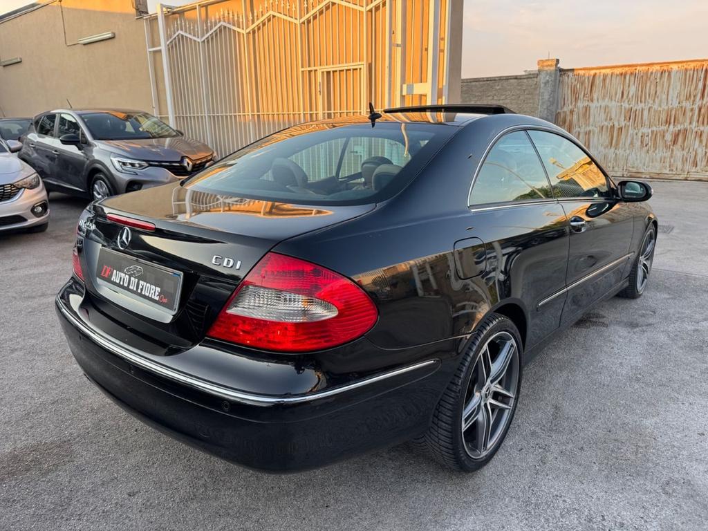 Mercedes-Benz CLK 220