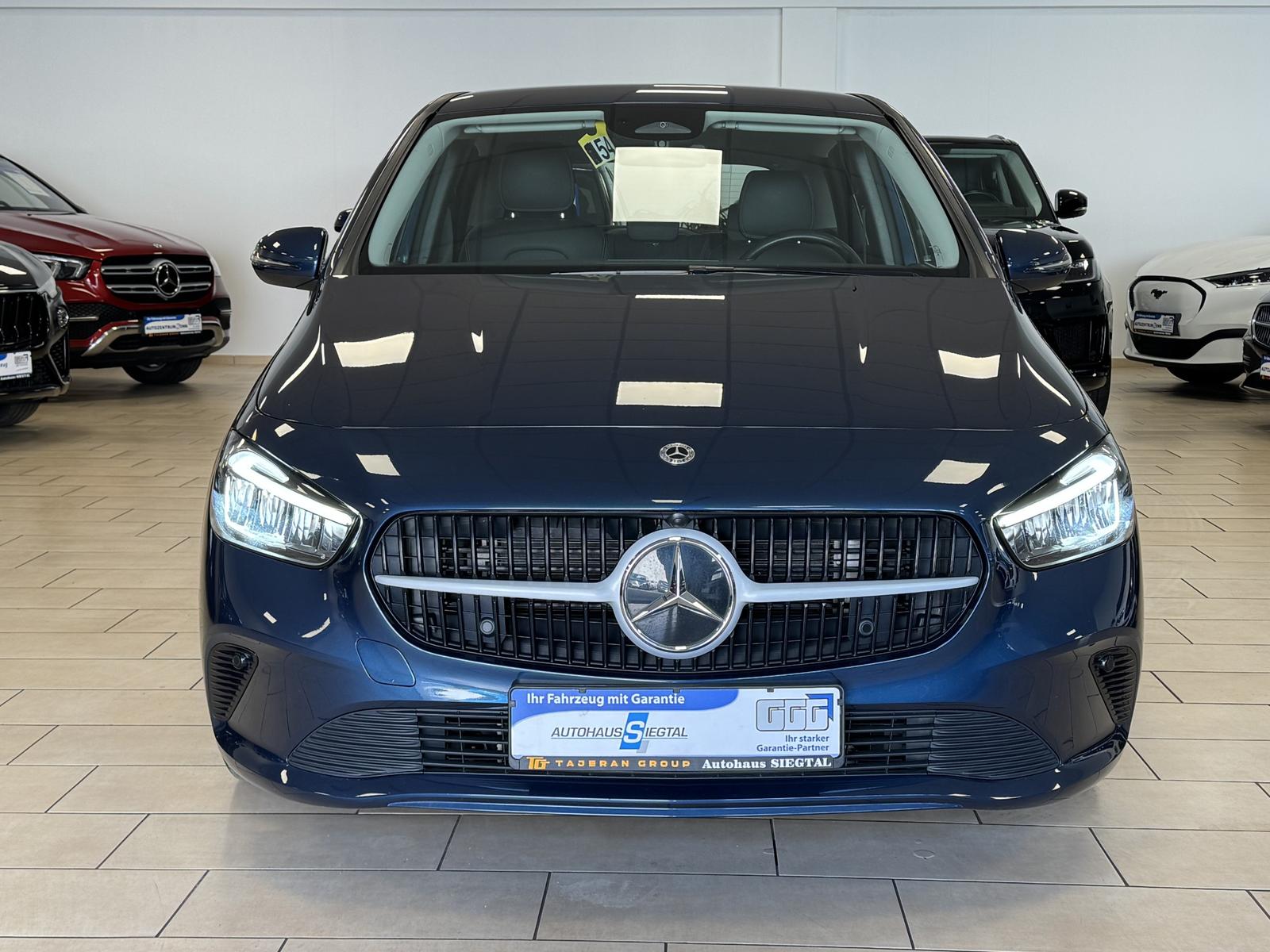 Mercedes-Benz B 180 AHK*Navi*R-Cam*LED*PDC*SHZ*1H*Teilleder*BT