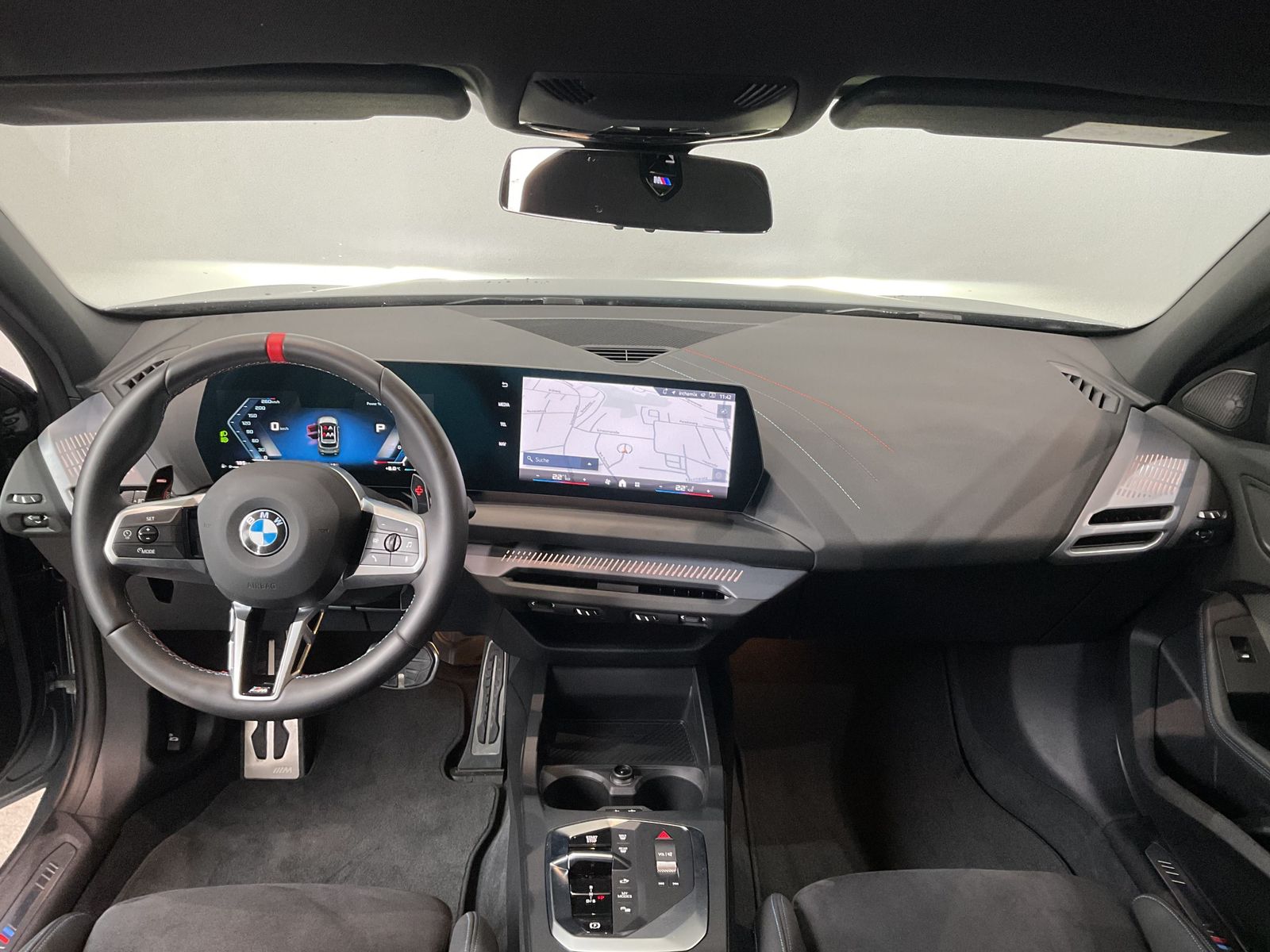 Fahrzeugabbildung BMW M135 xDrive |M Sportpaket Pro |Harman Kardon |19