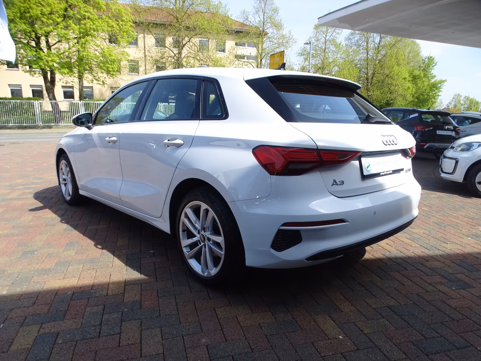 Audi A3 Sportback TFSI/S-Tronic S-Line "LED/GRA/SHZ"