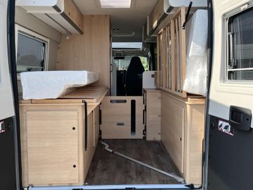 Sunlight Cliff X 640 Digital Dieselheizung Safety LED 